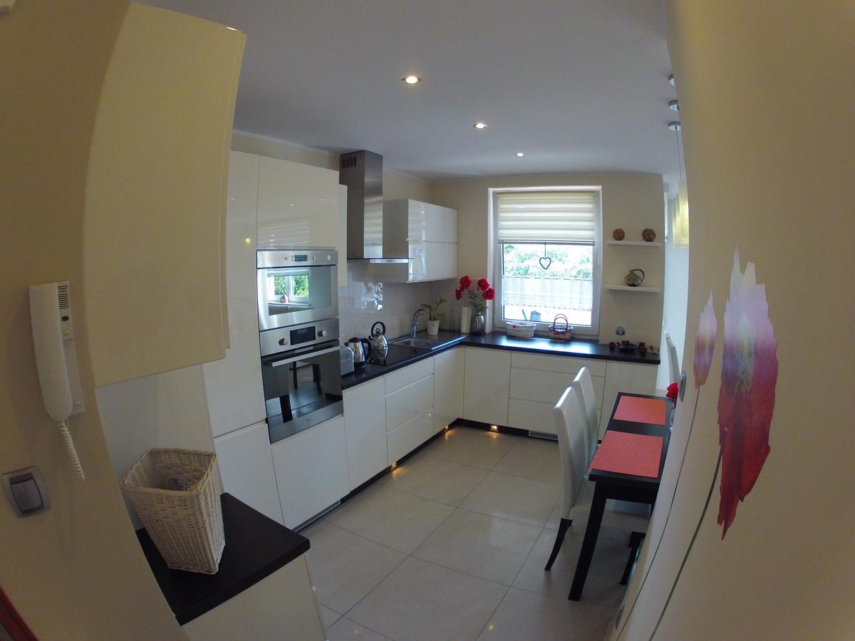 Apartament Alicja Apartment Walbrzych Ngoại thất bức ảnh