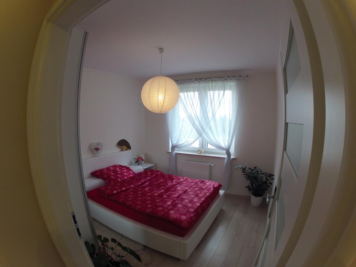 Apartament Alicja Apartment Walbrzych Ngoại thất bức ảnh